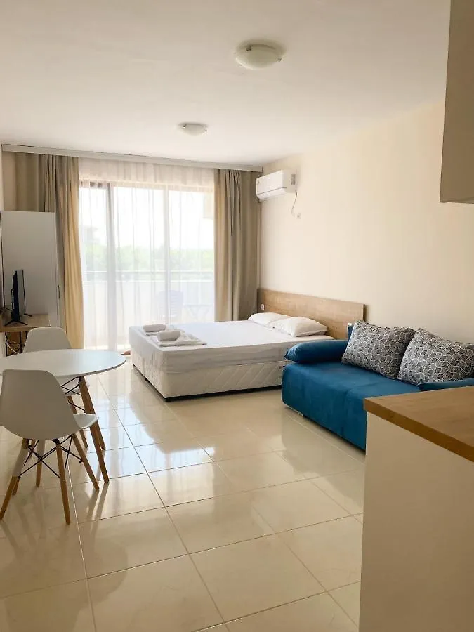 **  Mm Complex Aparthotel Primorsko Bulgaria