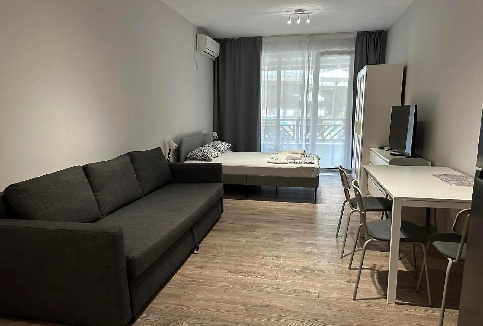 Mm Complex Aparthotel Primorsko